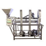 Vibrating sieve with aspiration for sorting walnuts (200 kg/h)
